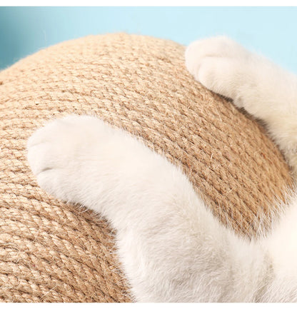 Scratching ball for cats