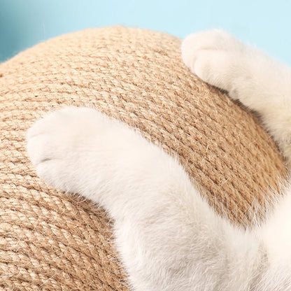 Scratching ball for cats