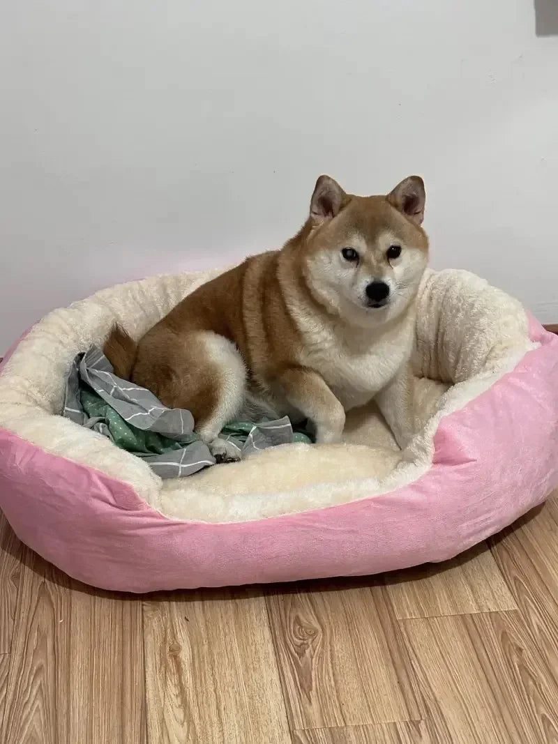Very soft and warm dog bed
