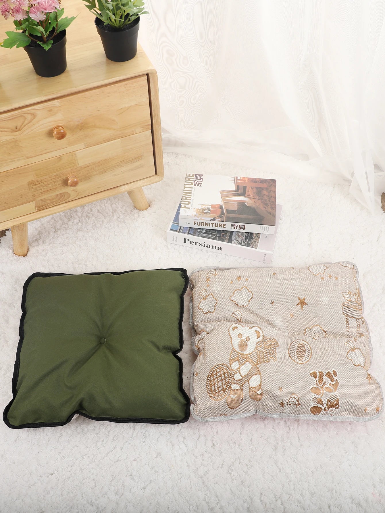 Pet beds, cat tents, home products.