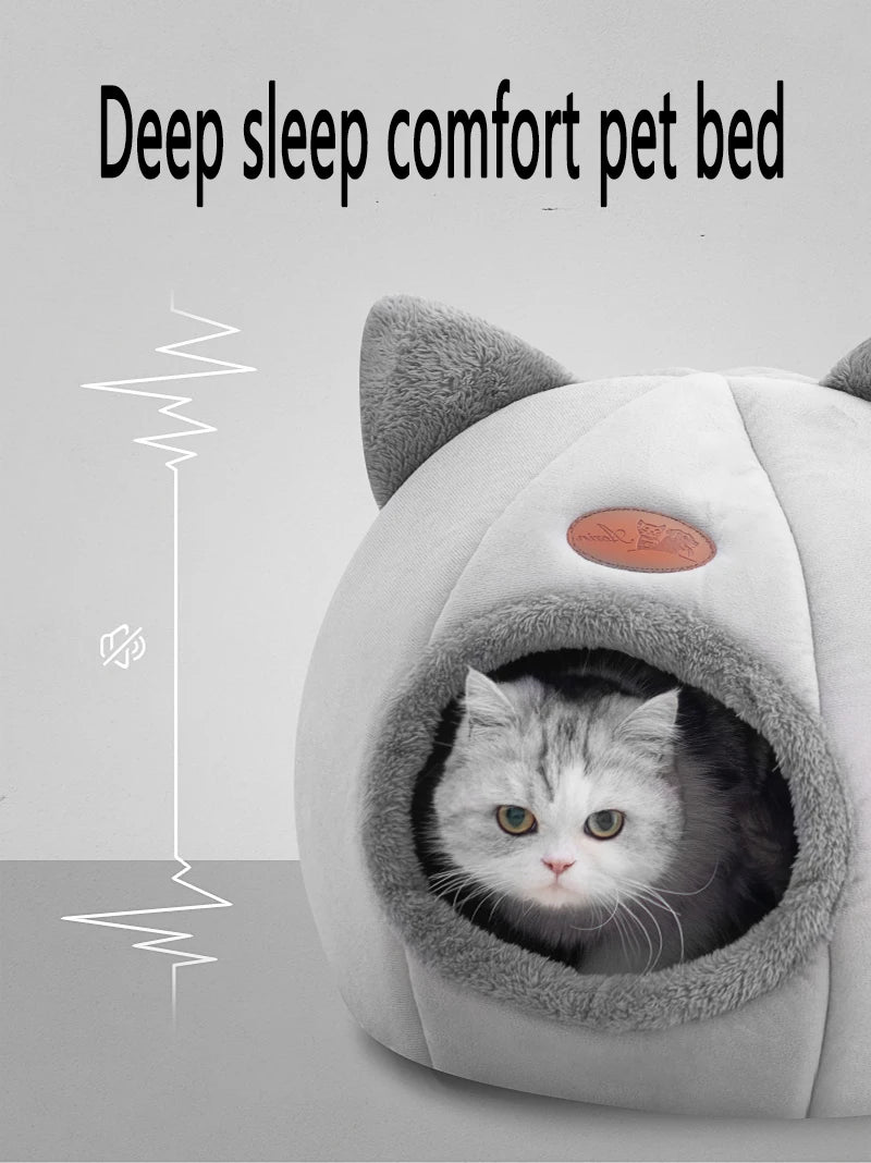 Cat bed with comfort for deep winter sleep