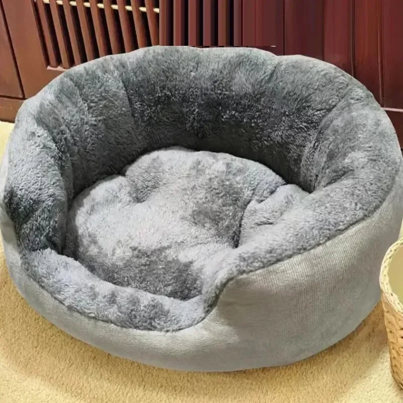 Very soft and warm dog bed